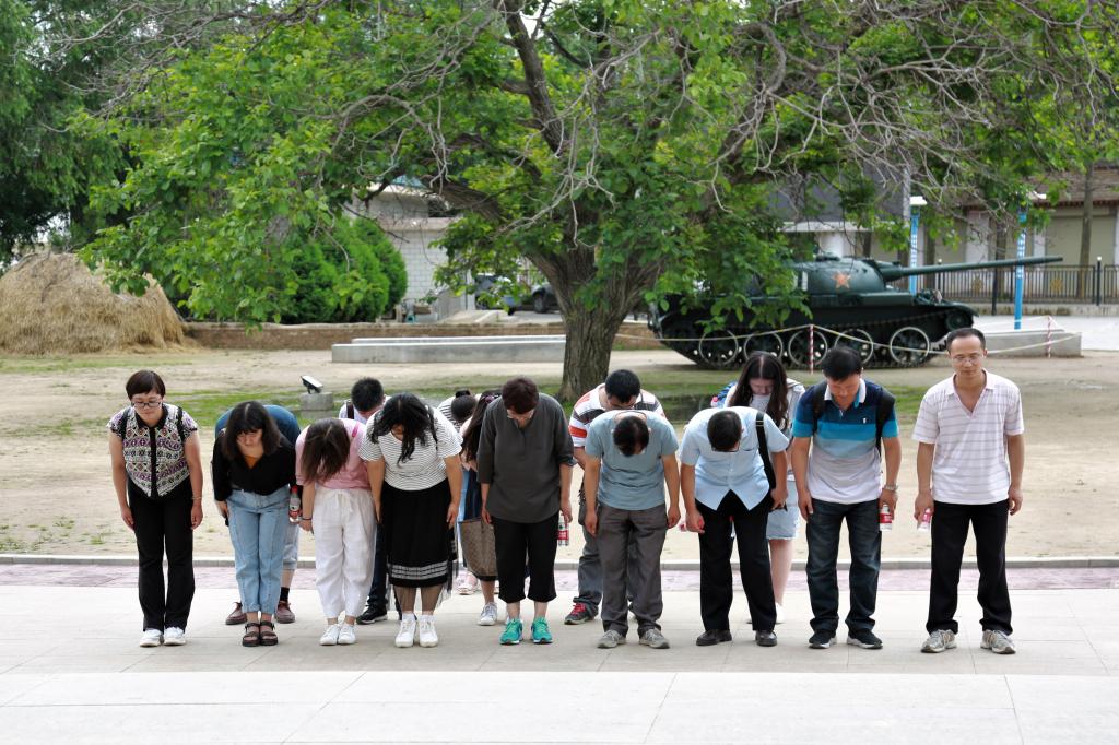 参观了榜罗镇会议纪念馆